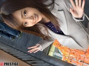 【エロ画像】こんな爽やか笑顔の美人さんが金持ちオヤジと愛人性交でアヘアヘとかエロいわ！